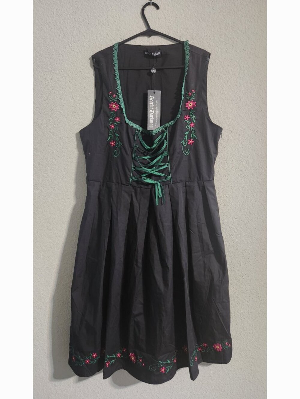 Scarlett Darkness NWT Dirndl Dress Green Lace-up bodice Oktoberfest size Large
